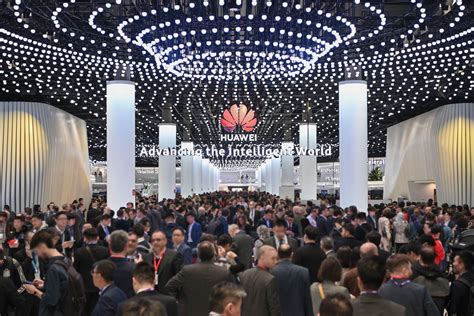 華為標誌|【HUAWEI News】華為驚艷亮相MWC 2024 以創新技。